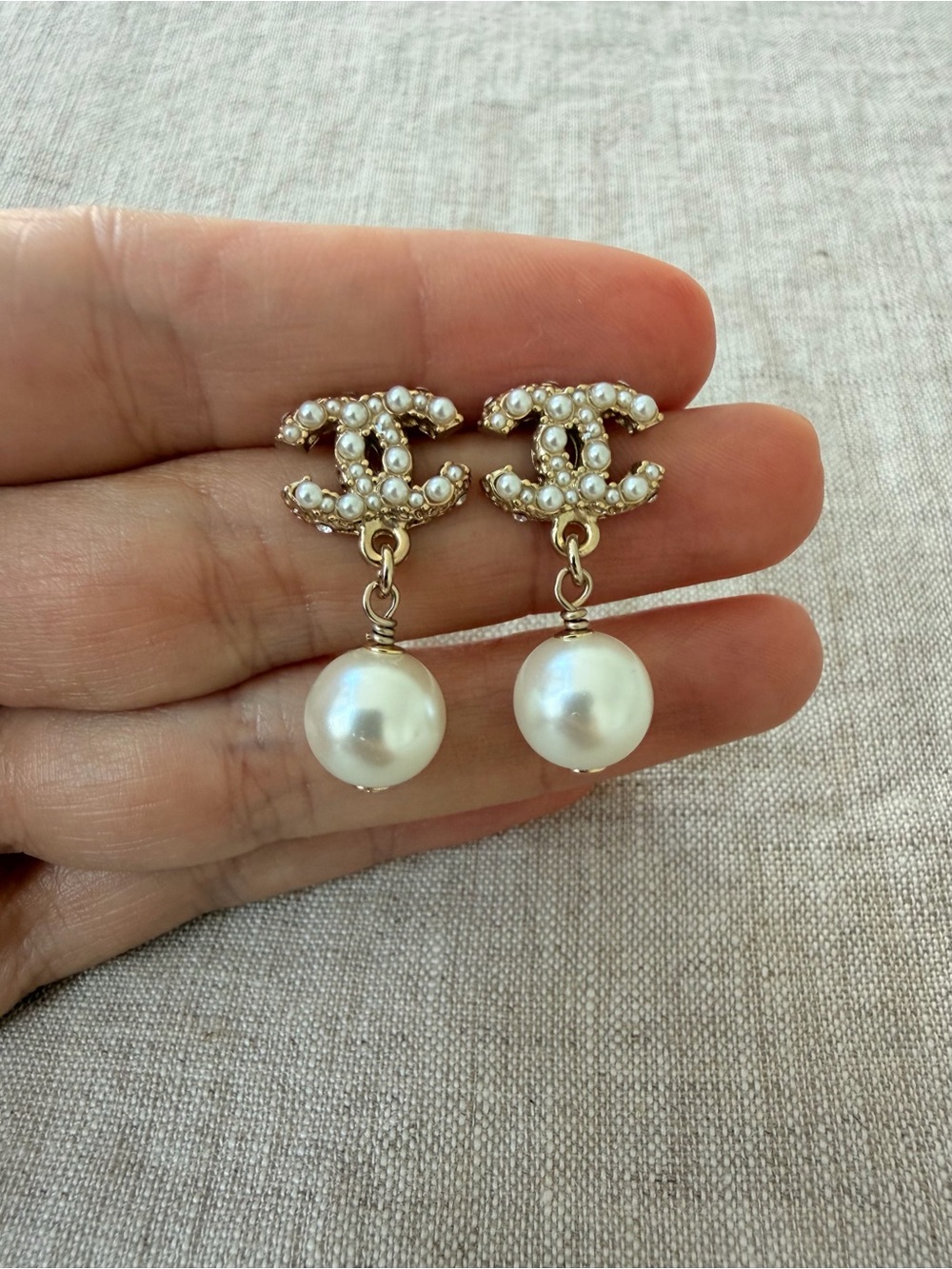 CHANEL Gold-Tone Pearl Drop CC Logo Earrings in White - Picture 6 of 9